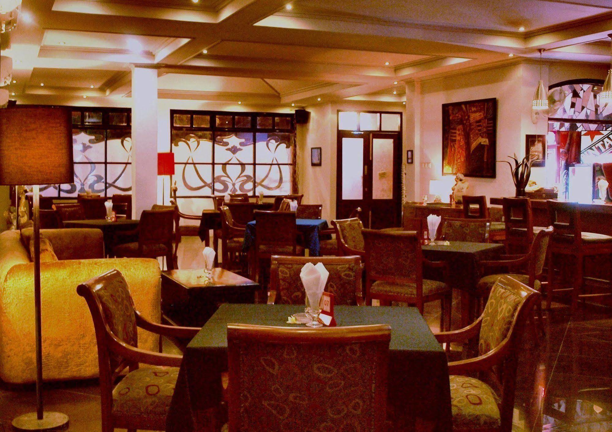The Gecho Inn Town Jepara Ngoại thất bức ảnh